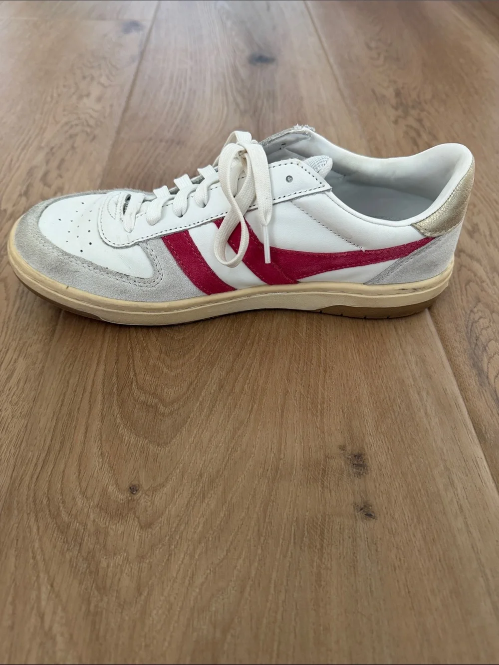 Gola classic lace